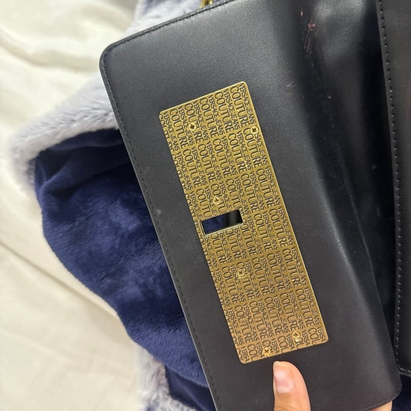 Versace bag - Picture 2 of 5